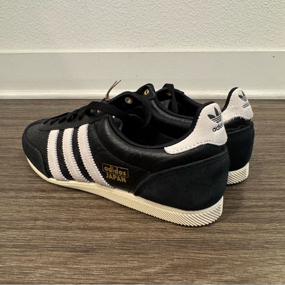 Adidas Wmns Japan 'Black White' sz 7 - Picture 5 of 5